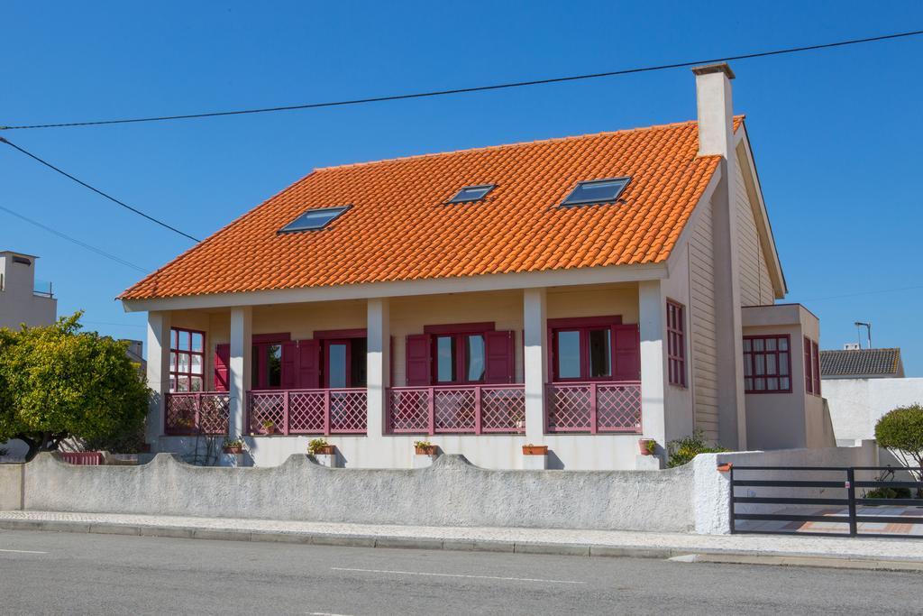 Casa Palheiro Amarelo Da Biarritz Villa Costa Nova Exterior photo